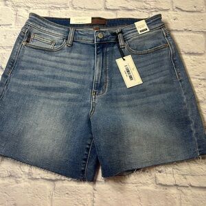 NWT Judy Blue High Waist Denim Jeans Shorts. Frayed edge. Stretch. Size XL.